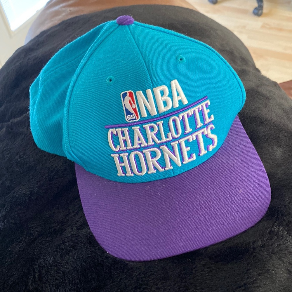 HORNETS Flatbill SnapBack